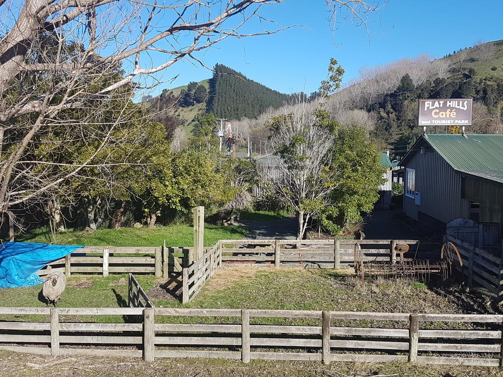 ホテル Flat Hills Tourist Park Ruahine エクステリア 写真