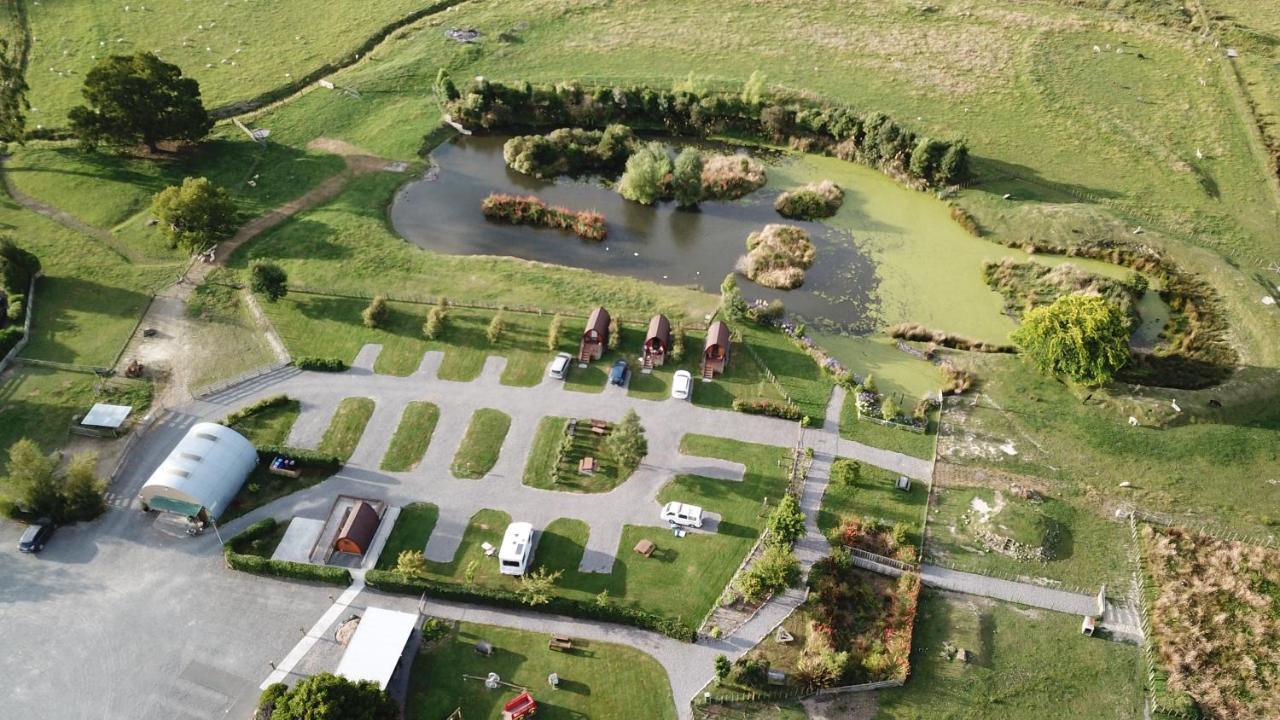 ホテル Flat Hills Tourist Park Ruahine エクステリア 写真